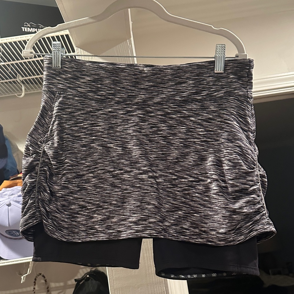 Athleta Black and Gray Skirt